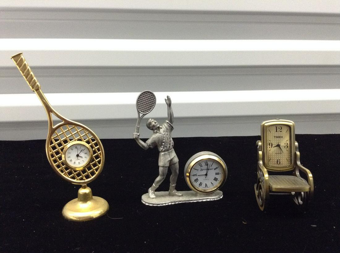 Lot of Various Quartz Clocks: Lot of Various Quartz Clocks