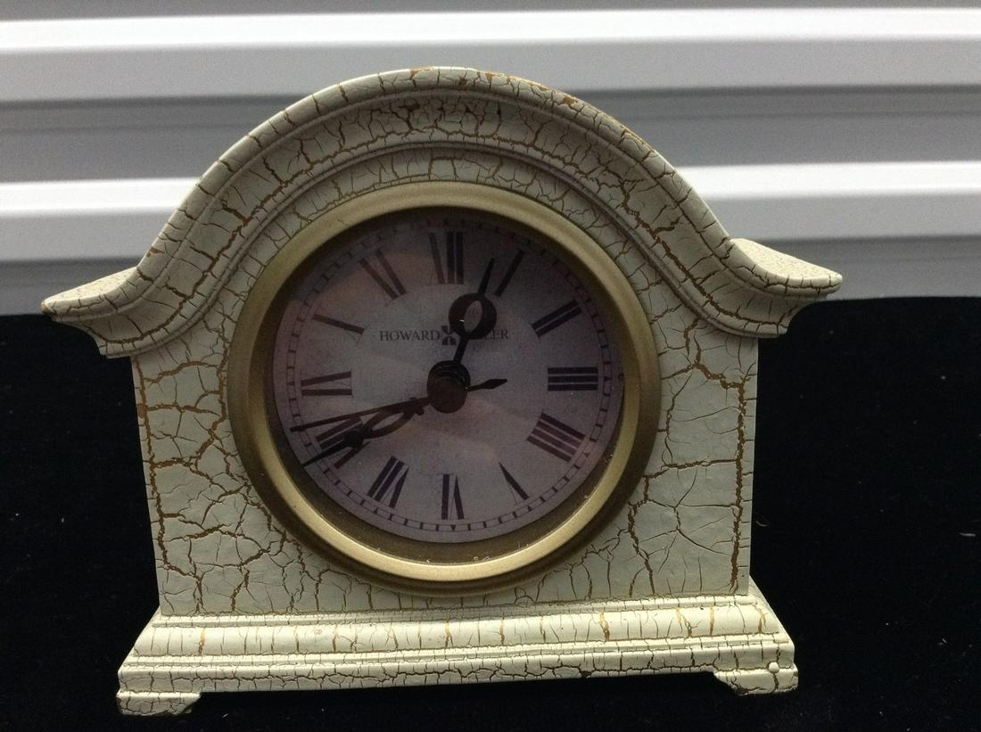 Howard Miller Clock: Howard Miller Clock