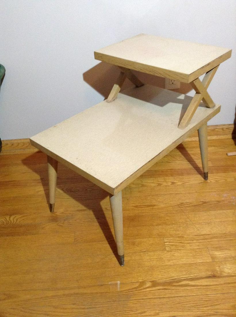 Mid Century Modern End table 24"x 23"x 16" (1 of 1)