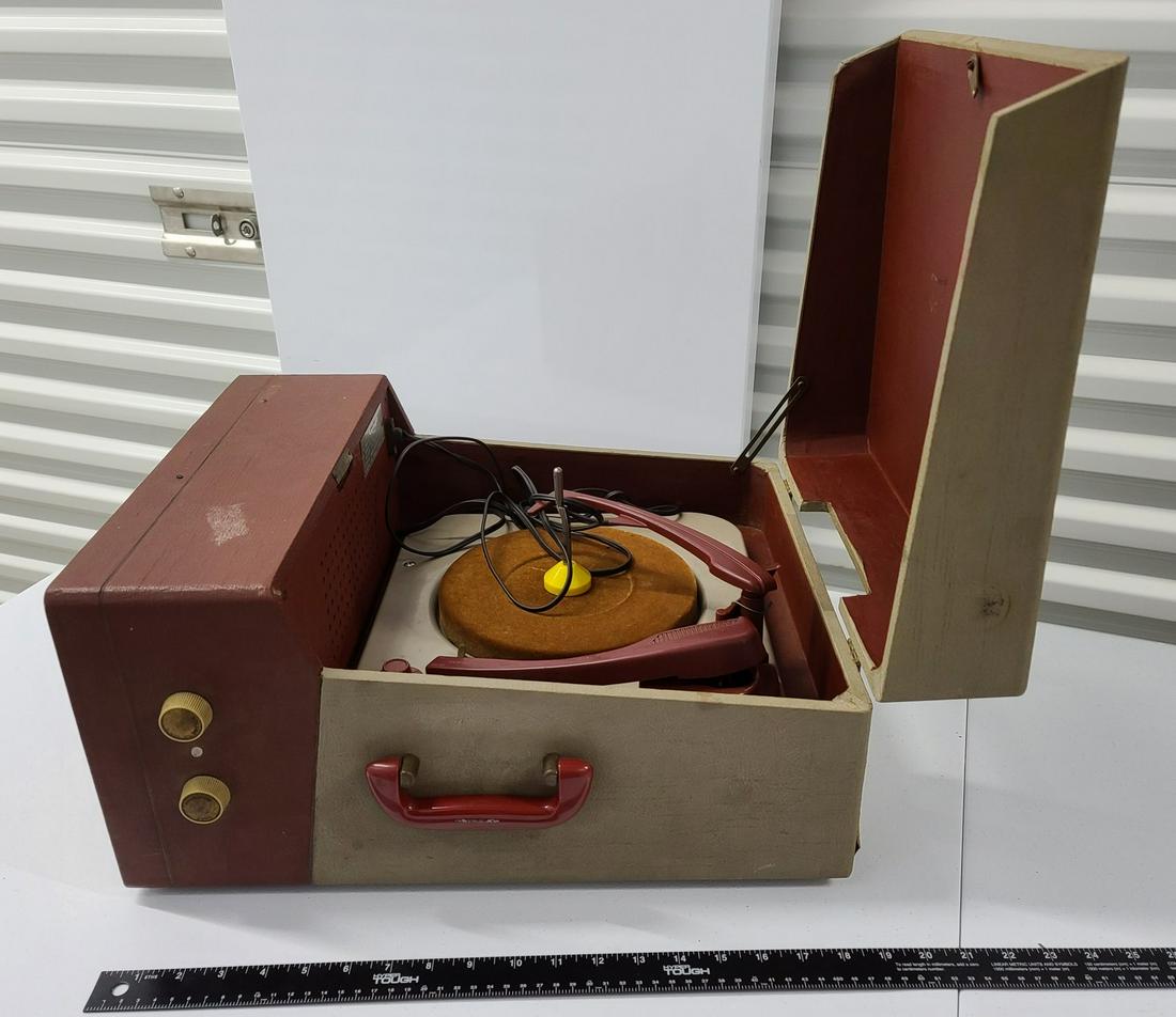 Webcor Holiday Portable Record Player (1 of 1)