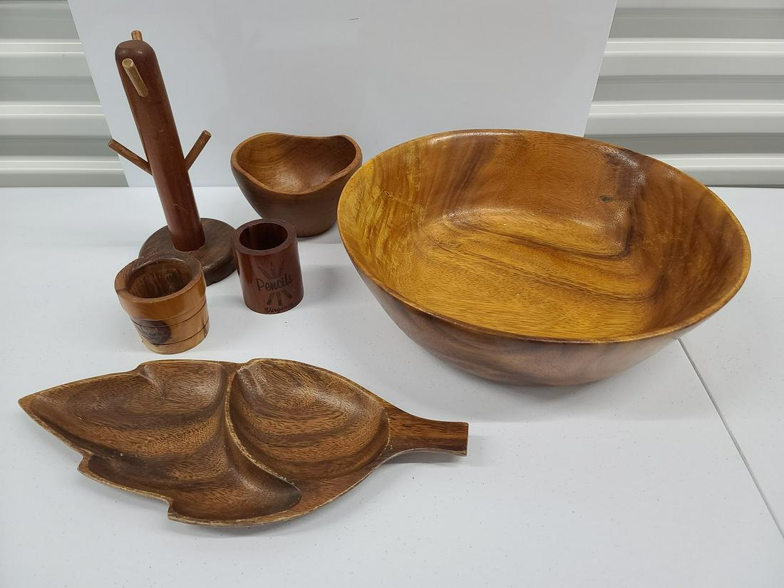 Midcentury Wood Serving Decor Lot incl Large Acacia (1 of 1)