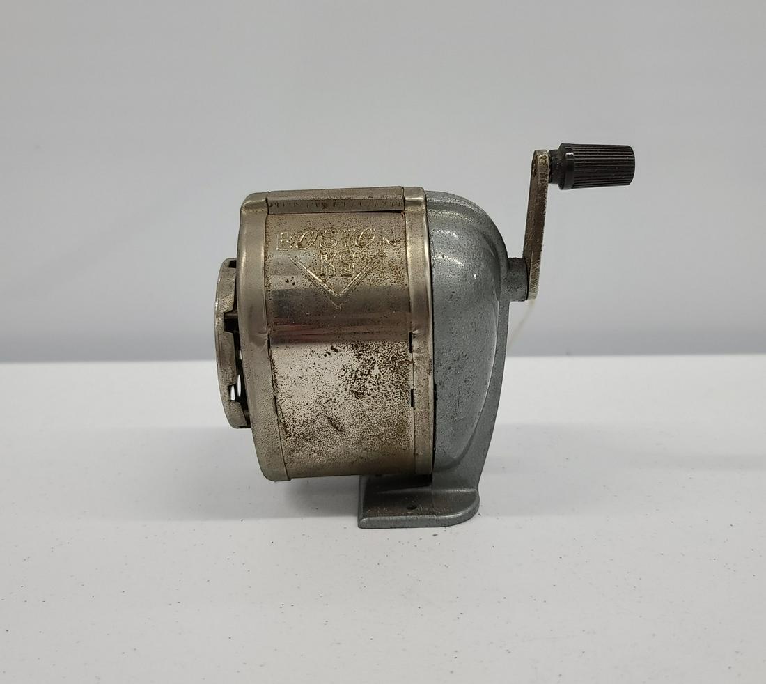 Vintage Boston Pencil Sharpener (1 of 1)