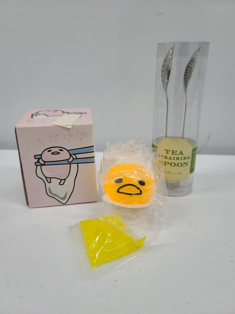 Tea Straining Set and Egg Toy: Tea Straining Set and Egg Toy