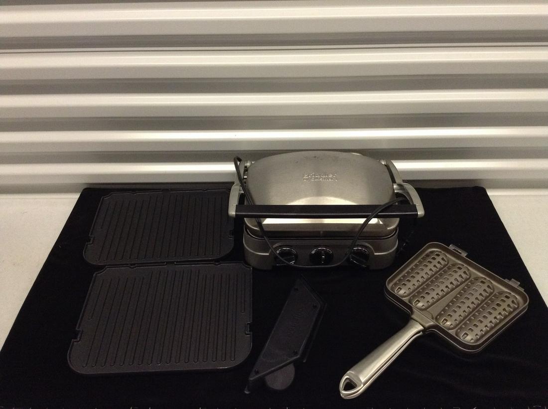 Cuisinart Griddle with accessories (1 of 1)