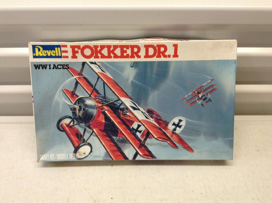 Revell WWI Aces Fokker DR1 Model kit in the box (1 of 1)