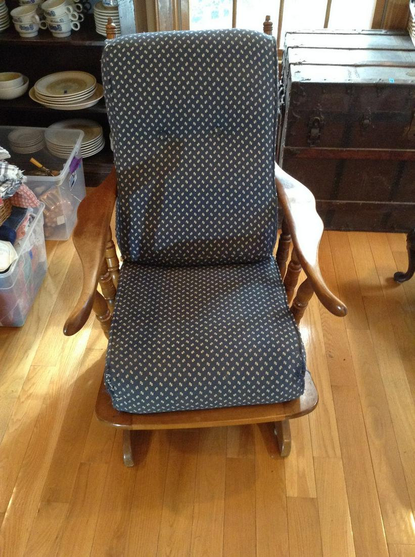 Rocking Chair: Rocking Chair