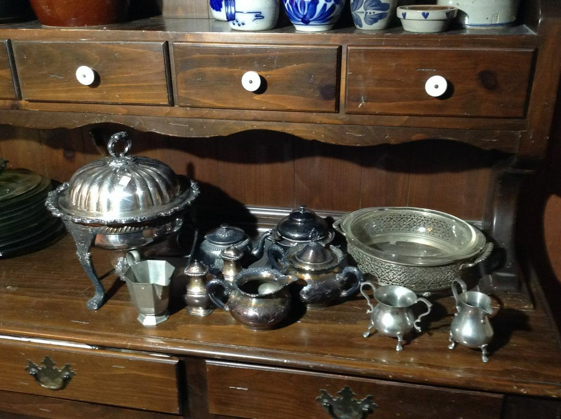 lot lot of silver plate: lot lot of silver plate