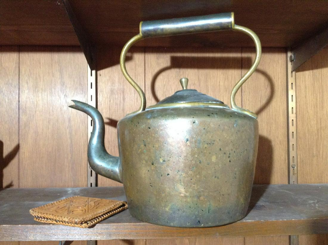 18th century pot: 18th century pot
