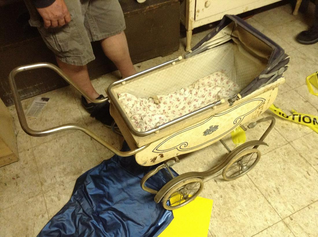 early baby carriage (1 of 1)