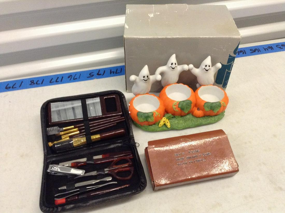 Halloween and vintage items: Halloween and vintage items