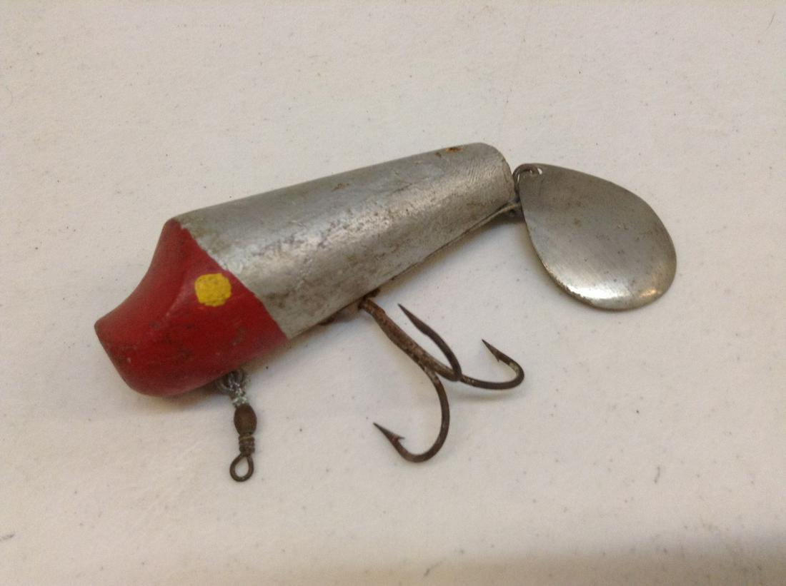 Early Wood Fishing Lure 4" long: Early Wood Fishing Lure 4" long