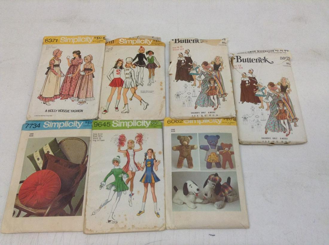 Lot of Vintage Sewing Patterns: Lot of Vintage Sewing Patterns
