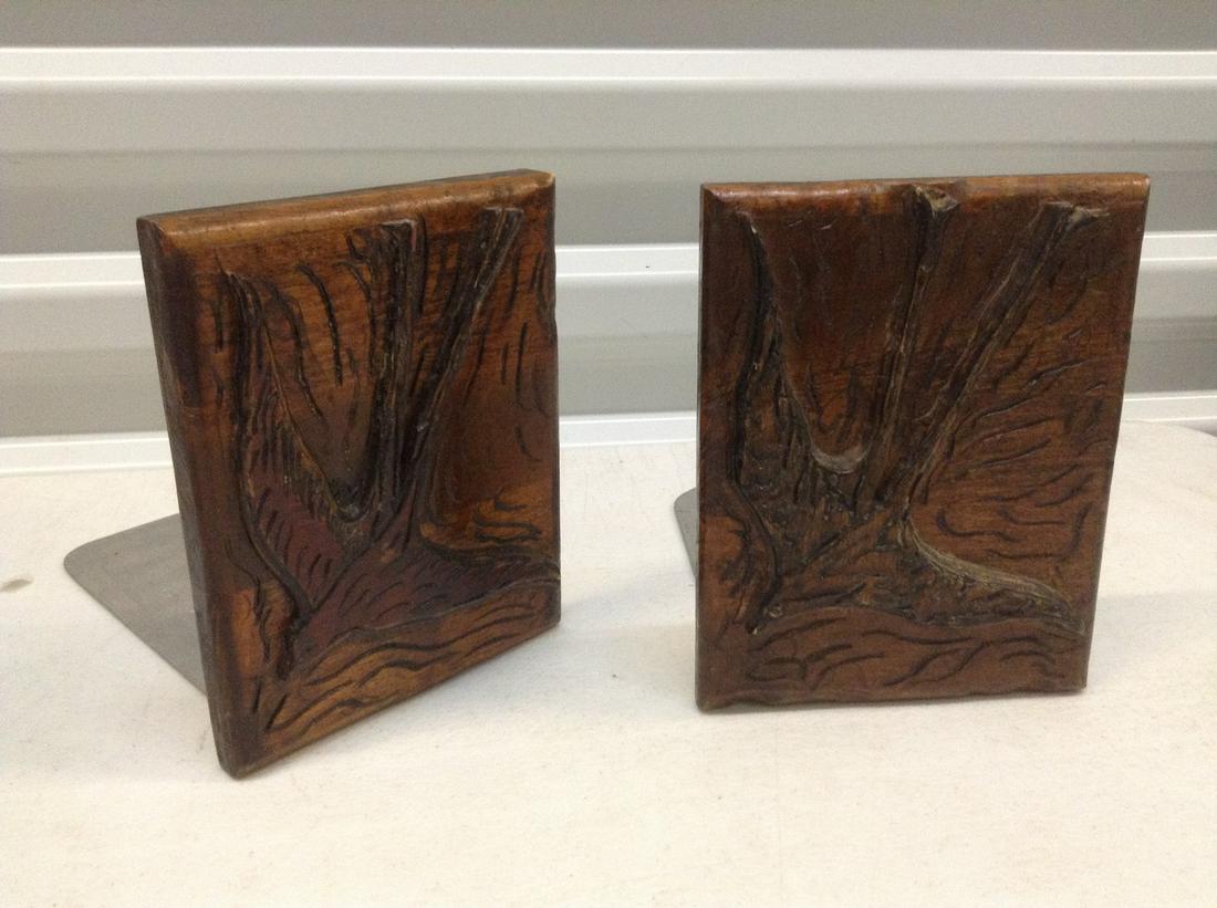 Pair of Carved Wood and Metal Bird Bookends: Pair of Carved Wood and Metal Bird Bookends