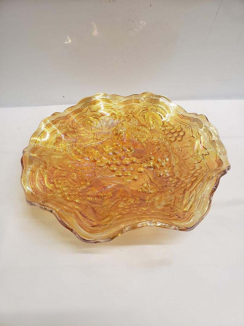 Orange glass Fenton bowl (1 of 1)