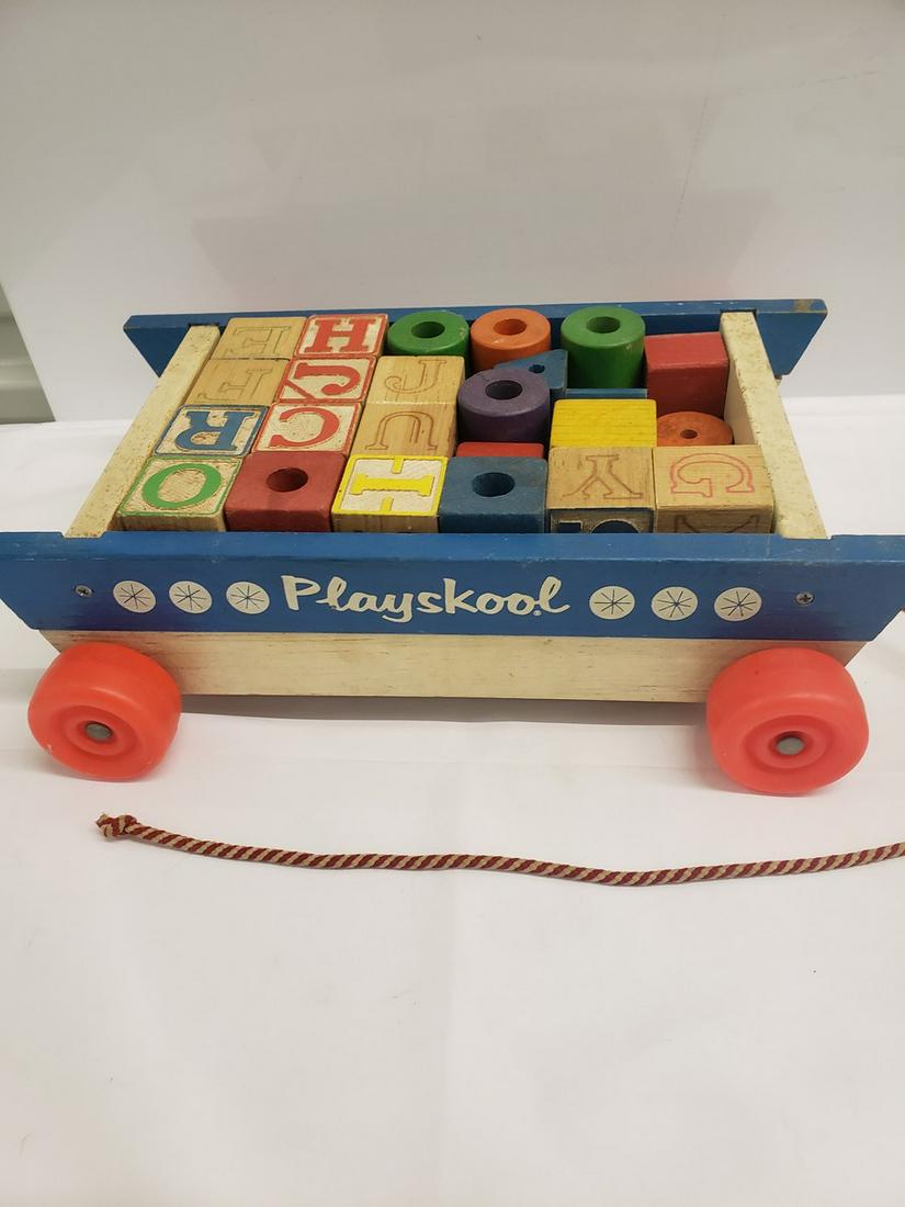 Vintage 60's Playskool wooden wagon with Wooden (1 of 1)