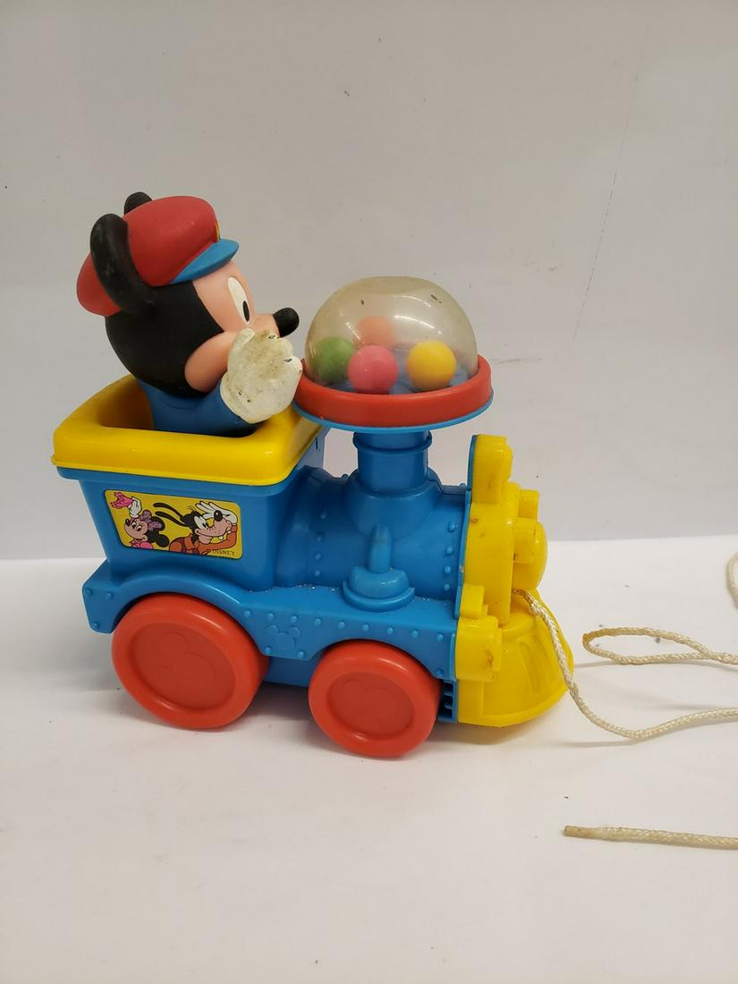 Vintage Mickey Mouse pull train toy (1 of 1)