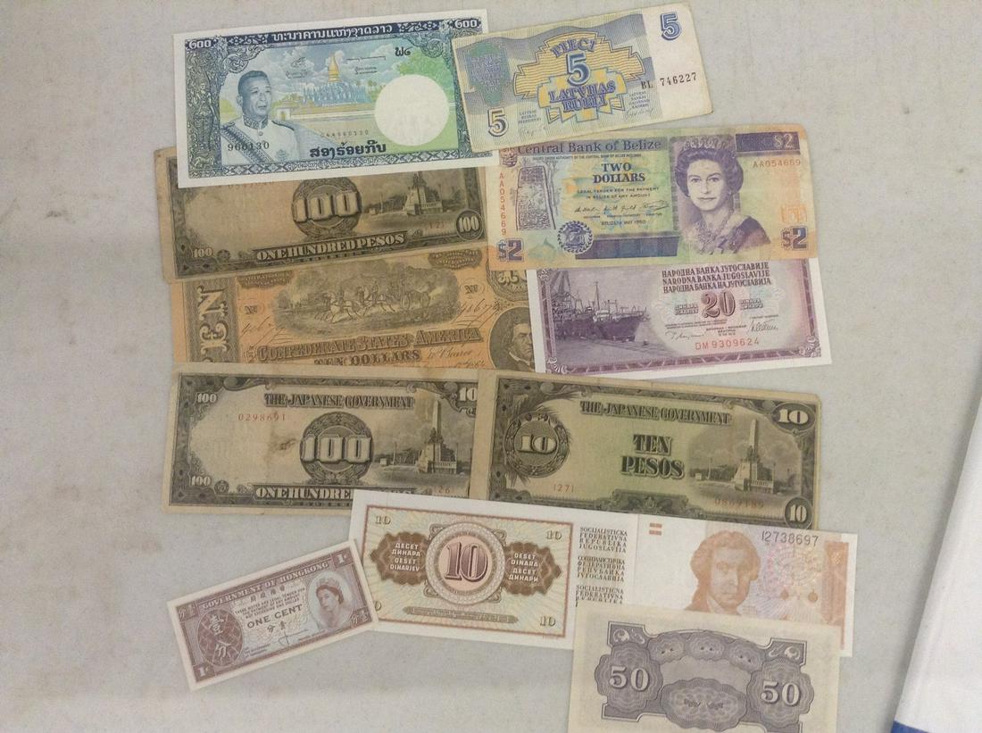 Lot of Foreign Paper Money: Lot of Foreign Paper Money