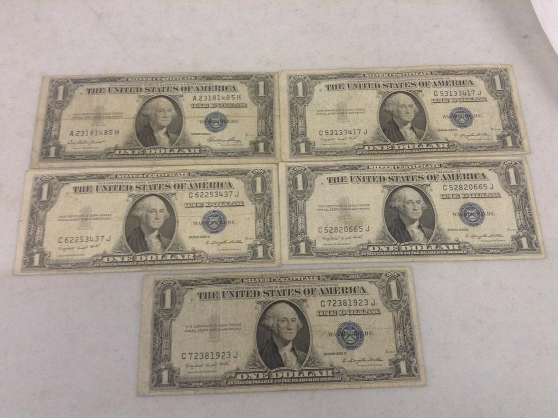 Lot of Silver Certificates: Lot of Silver Certificates