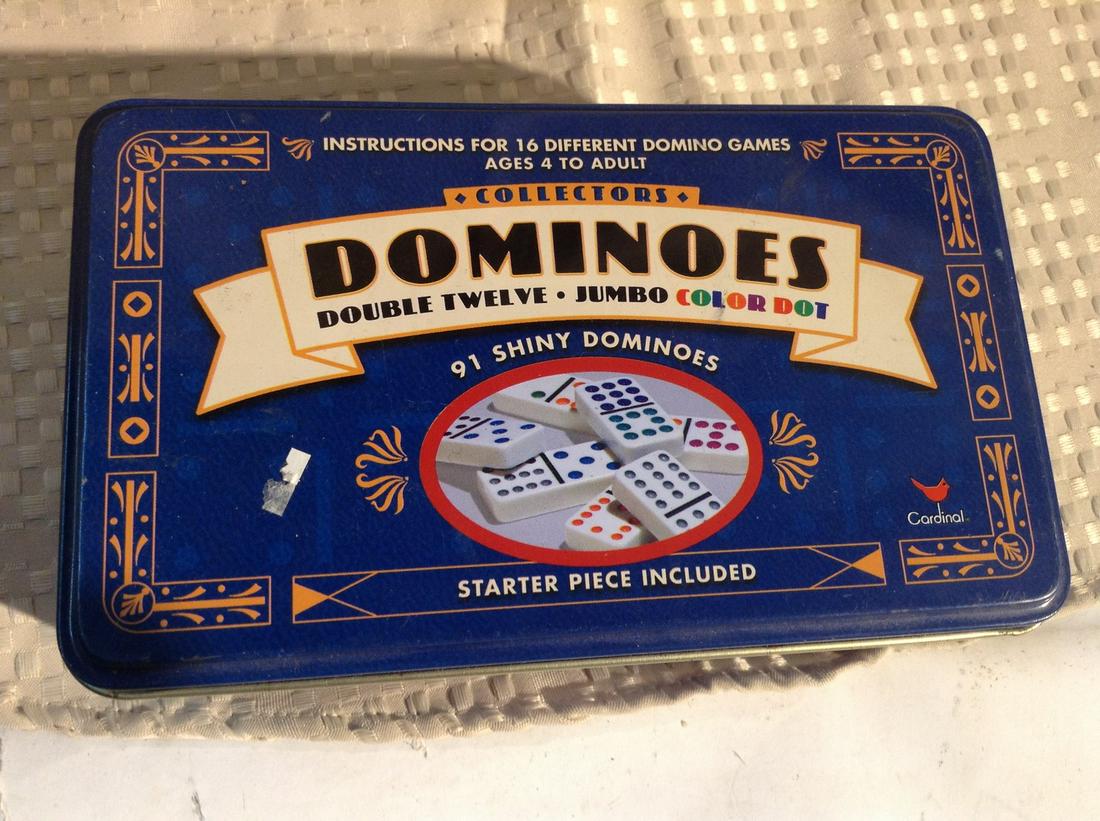 Dominoes Set in Box (1 of 1)