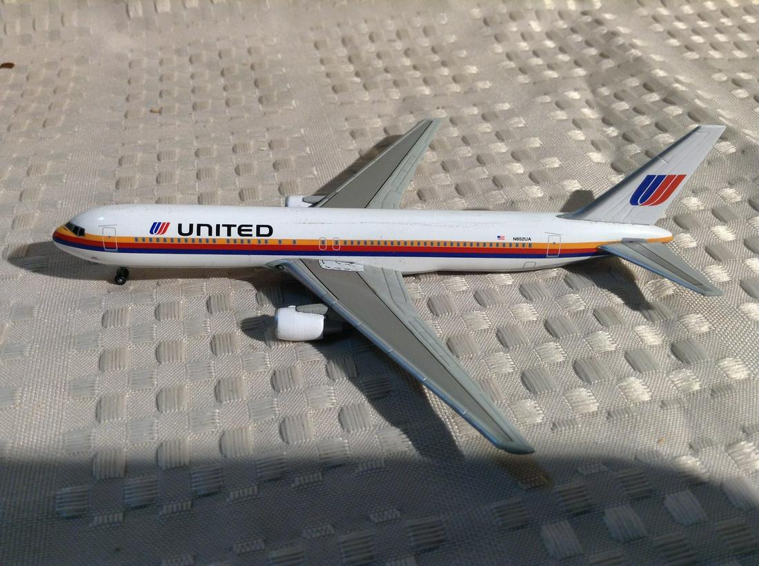 Miniature United Plane: 6 x 5