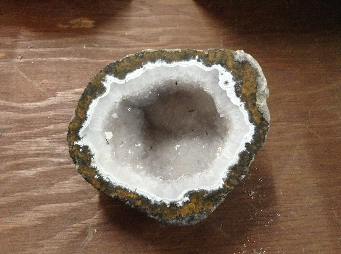 Geode: 4 in. long