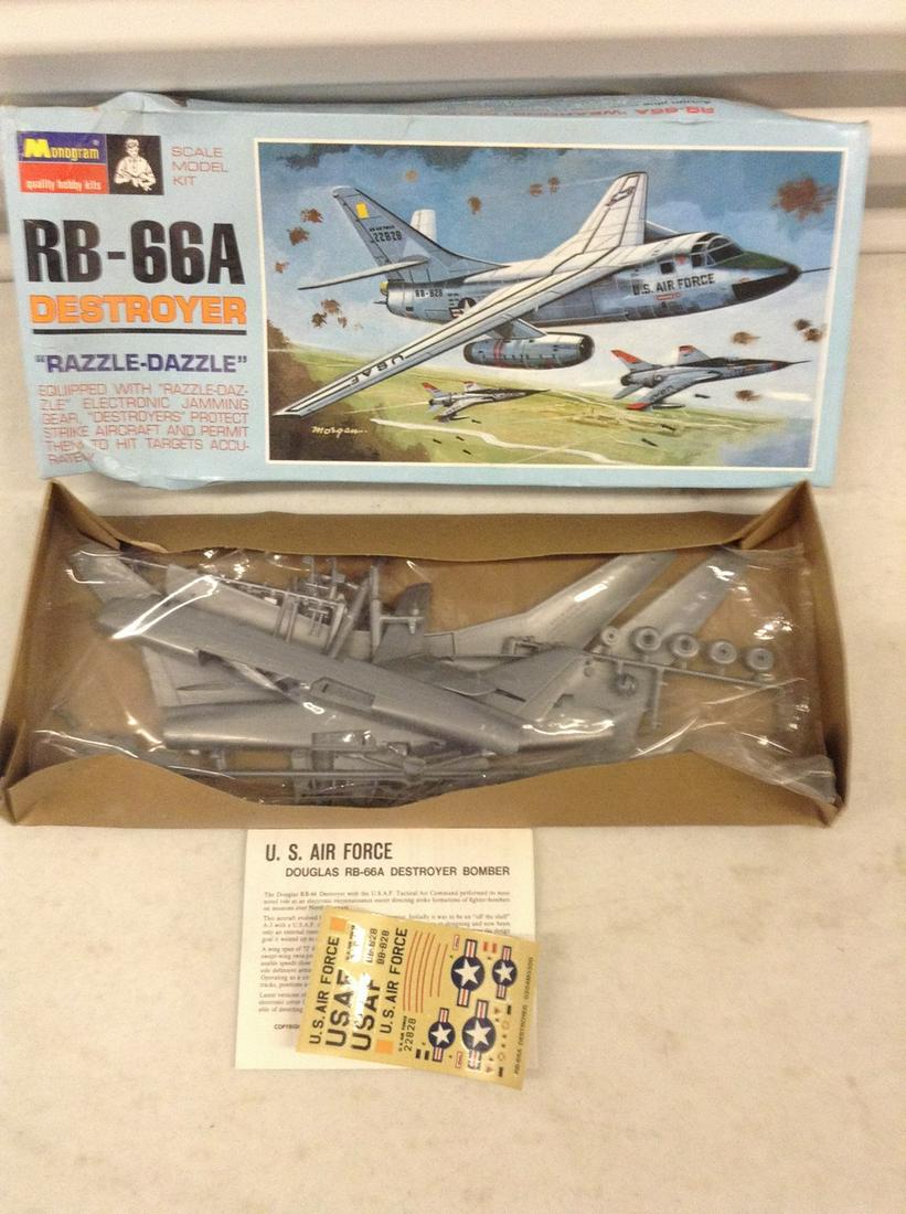 RB-66A Destroyer model complete (1 of 1)