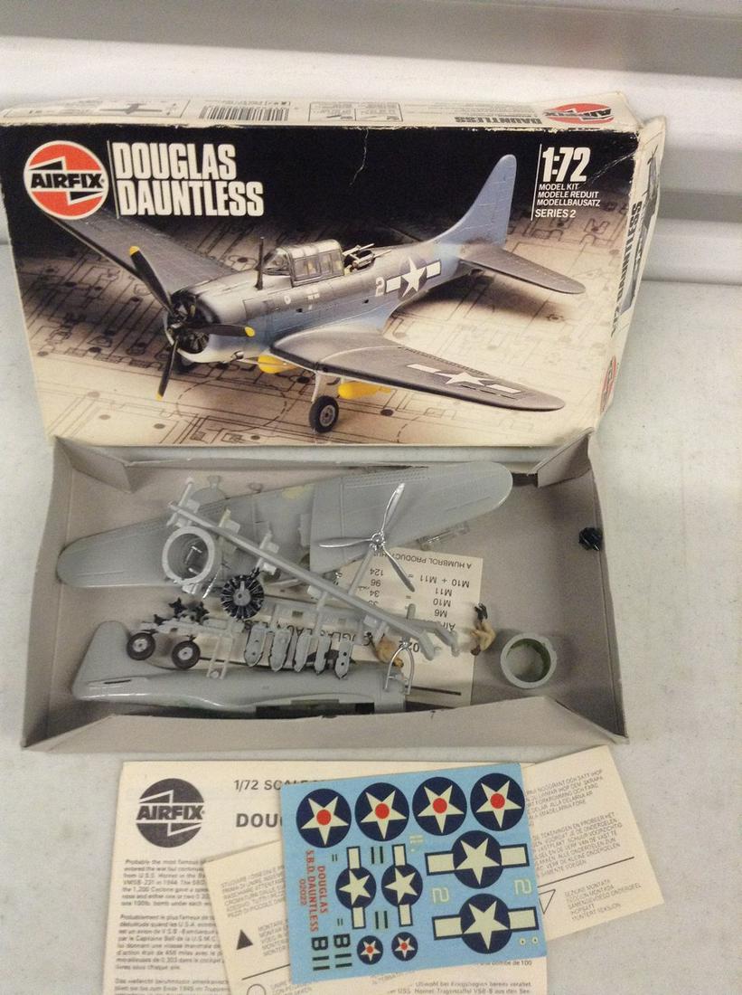 Douglas Dauntless Model complete (1 of 1)