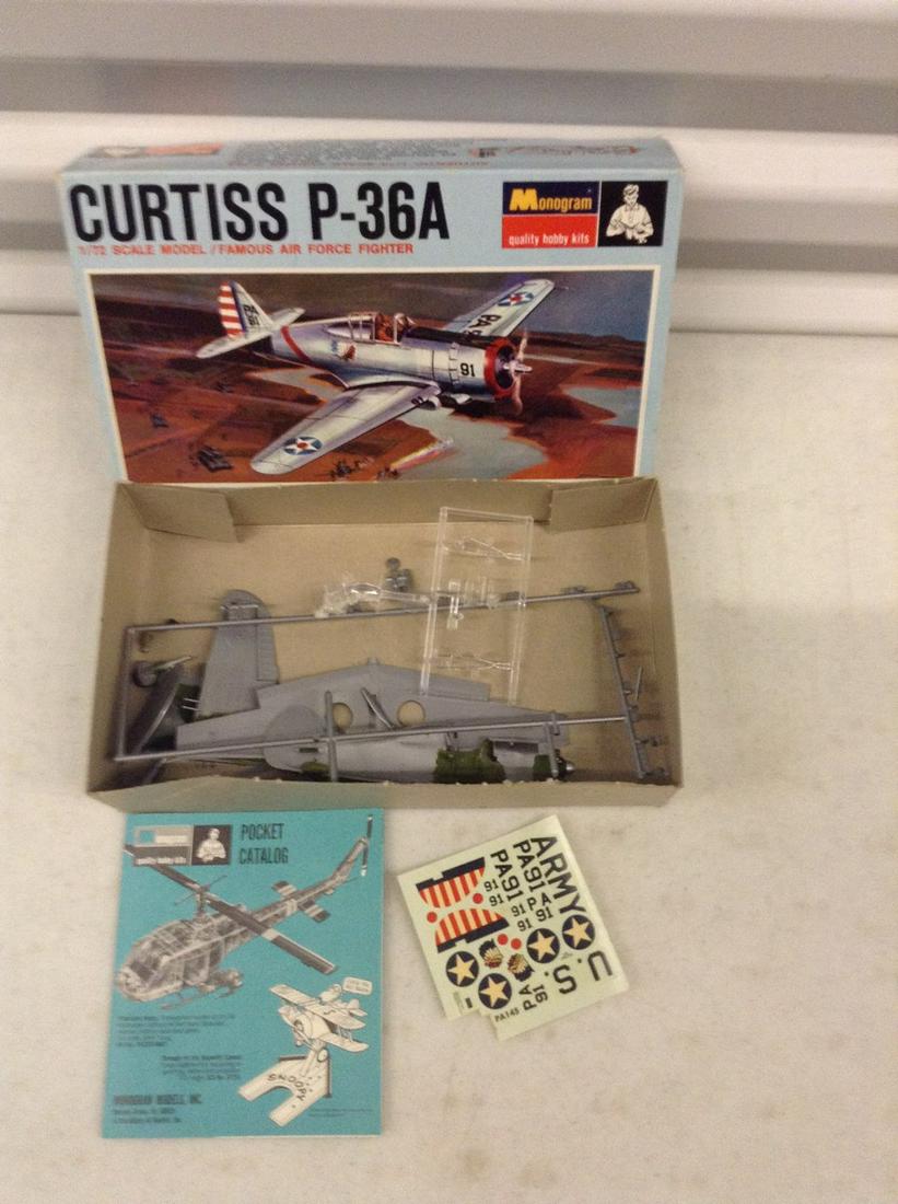 Curtiss P-36A model complete (1 of 1)