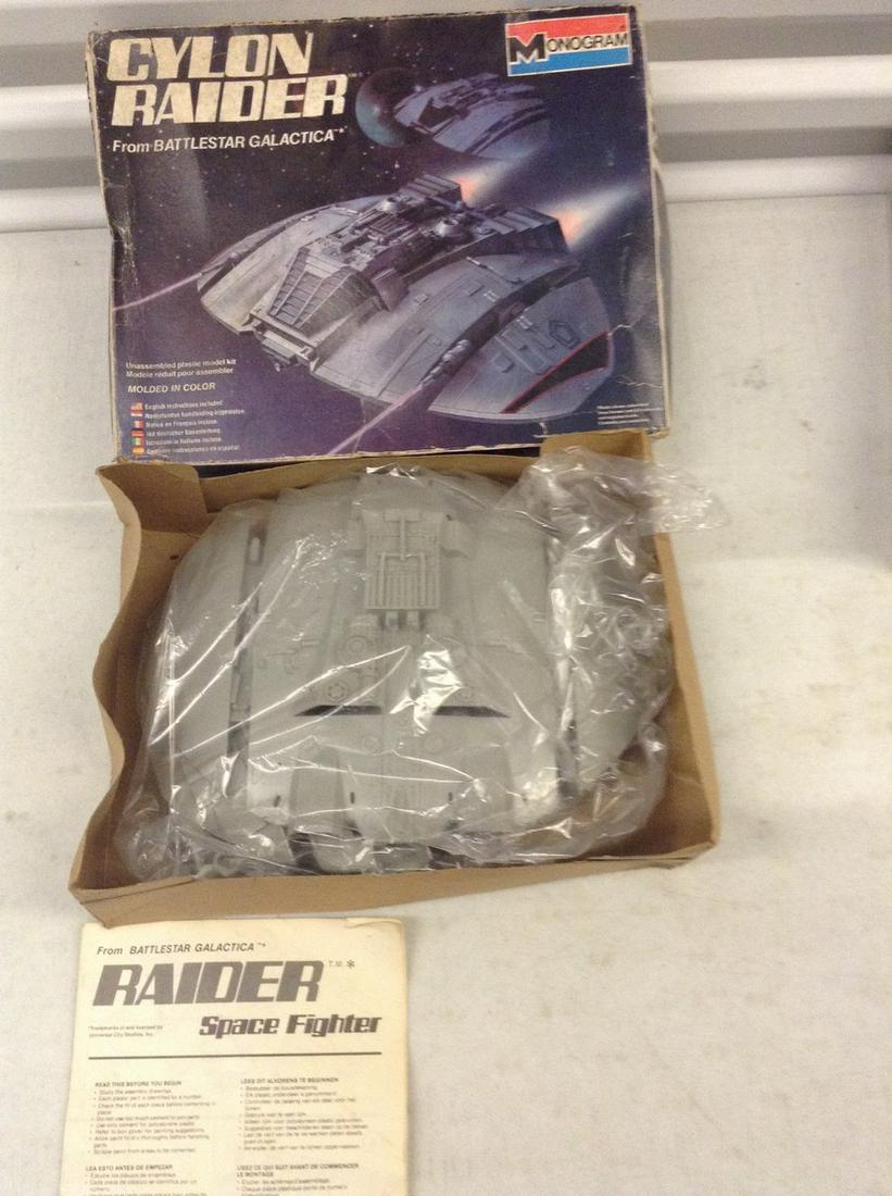 Battlestar Galactica Cylon Raider model (1 of 1)