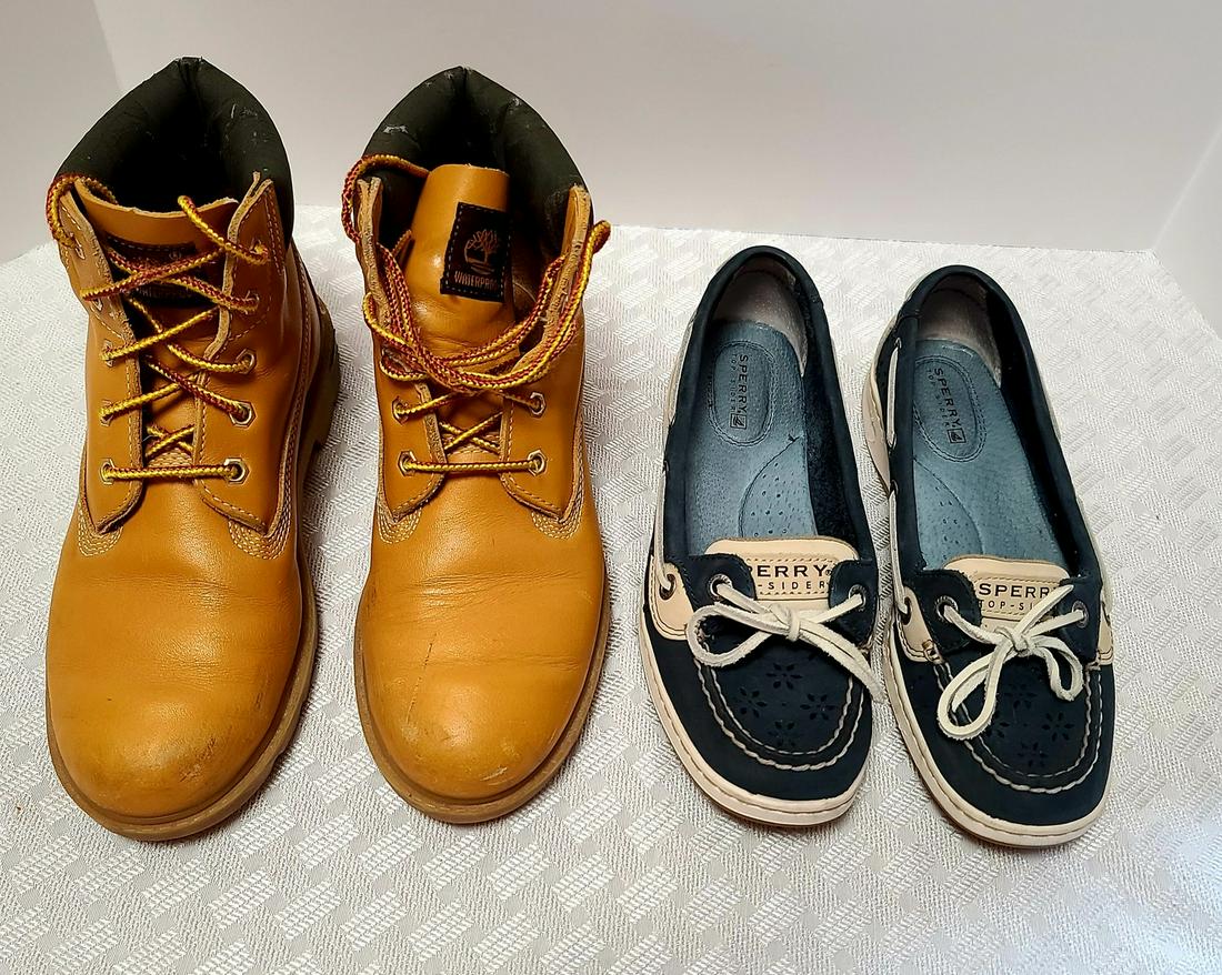 Womens Sz 6.5 Timberland Boots & 6 Sperry Top Siders: Womens Sz 6.5 Timberland Boots & 6 Sperry Top Siders