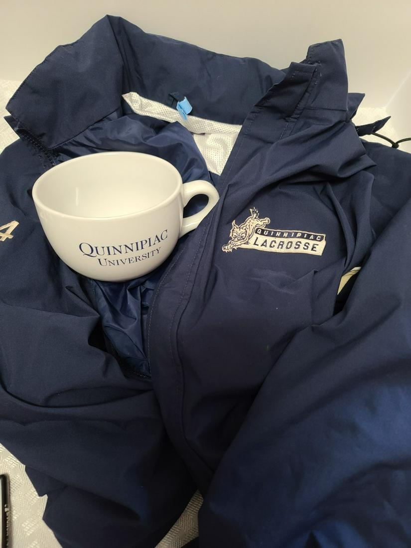 Quinnipiac Mug & Lacrosse Jacket L (1 of 1)
