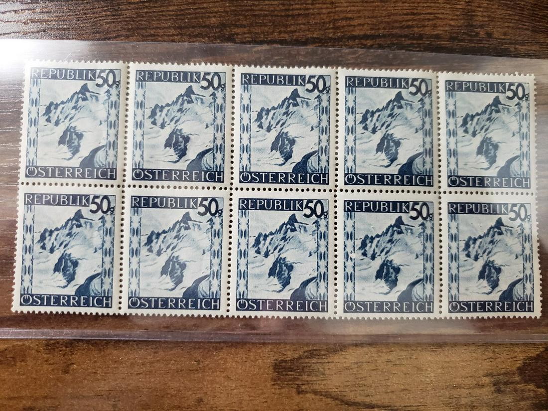 Republik Osterreich 50g stamp block (1 of 1)