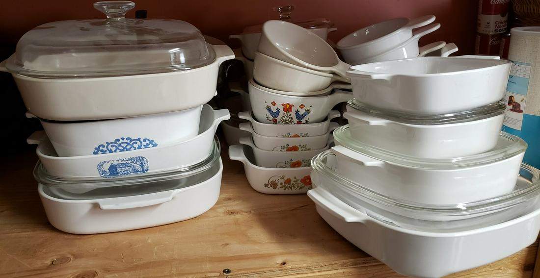 Large lot of various vintage design corning ware (1 of 1)
