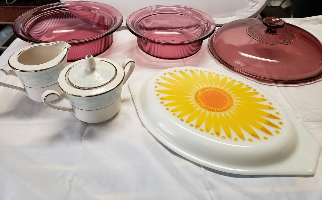 Lot of pink depression bowl, vintage Pyrex server, and: Lot of pink depression bowl, vintage Pyrex server, and more