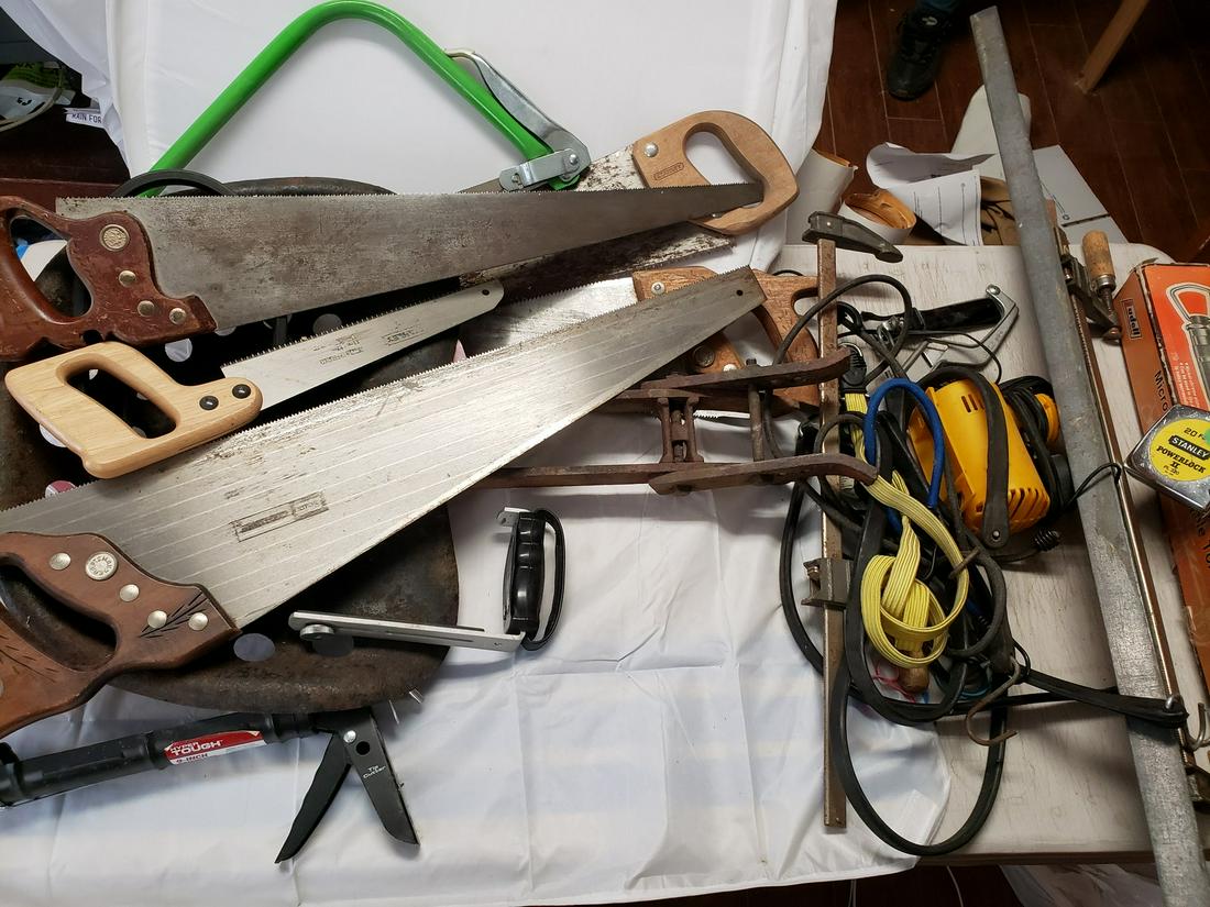 Lot of tools - vintage saws and more (1 of 1)