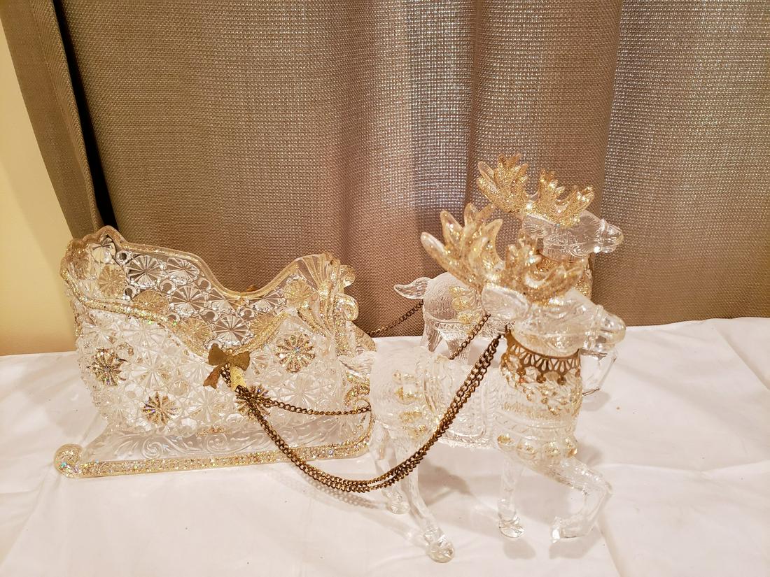 Gorgeous clear and gold cut glass Reindeer and sleigh: Gorgeous clear and gold cut glass Reindeer and sleigh