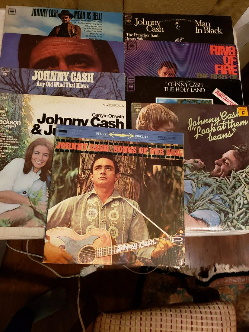 Lot of Johnny Cash records - 33's: Lot of Johnny Cash records - 33's