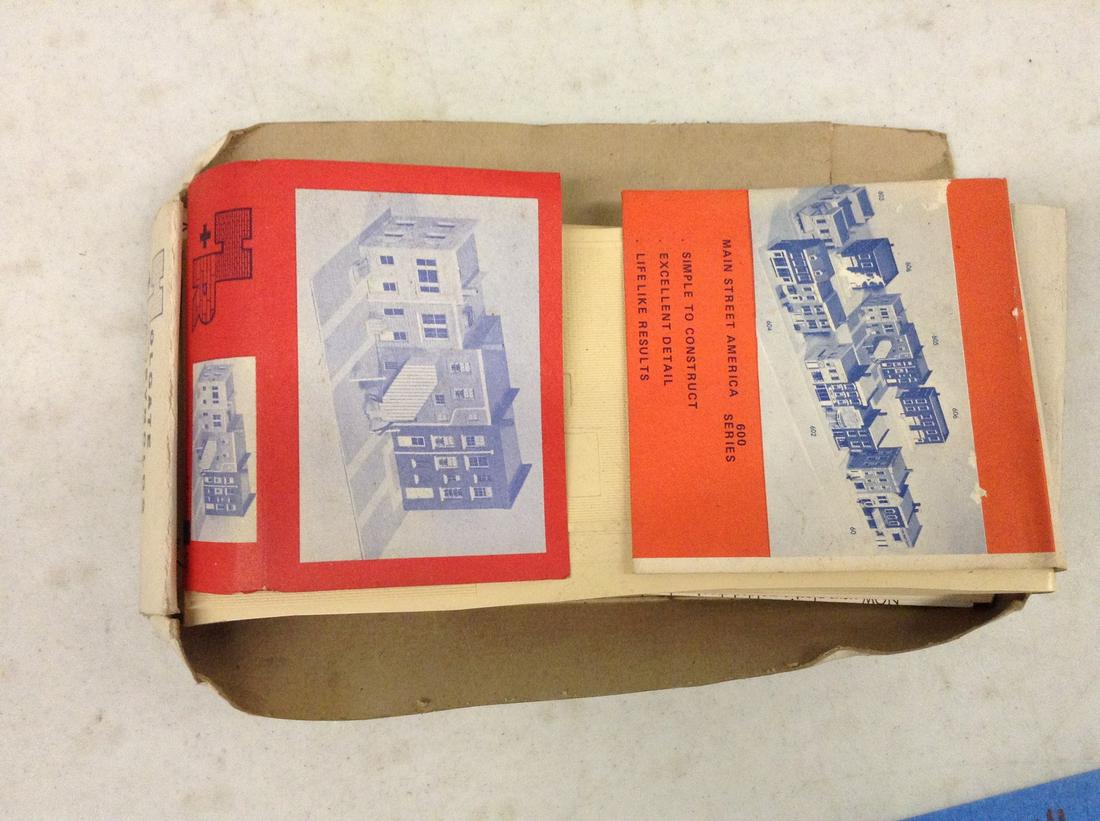 holgate Reynolds Paper Cut-Outs Kit (1 of 1)