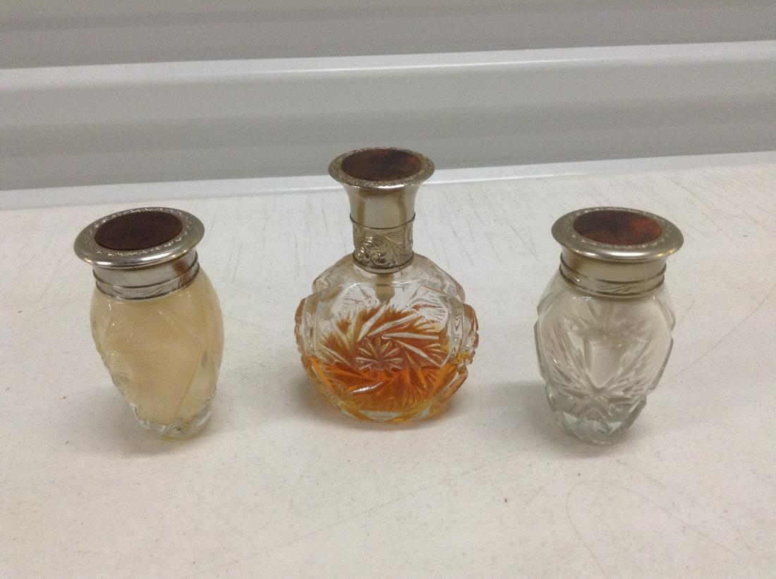 Ralph Lauren Safari Eau De Parfum 2.5oz bottle and Body (1 of 1)