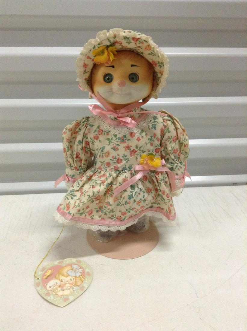 Goebel Limited Edition Numbered Dolly Dingle Musical: Goebel Limited Edition Numbered Dolly Dingle Musical Cat Doll "Pussykins" 11" tall