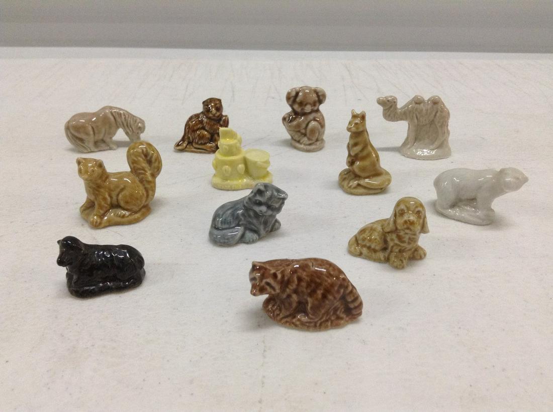 Large lot of Wade Tea Figures (1 of 1)