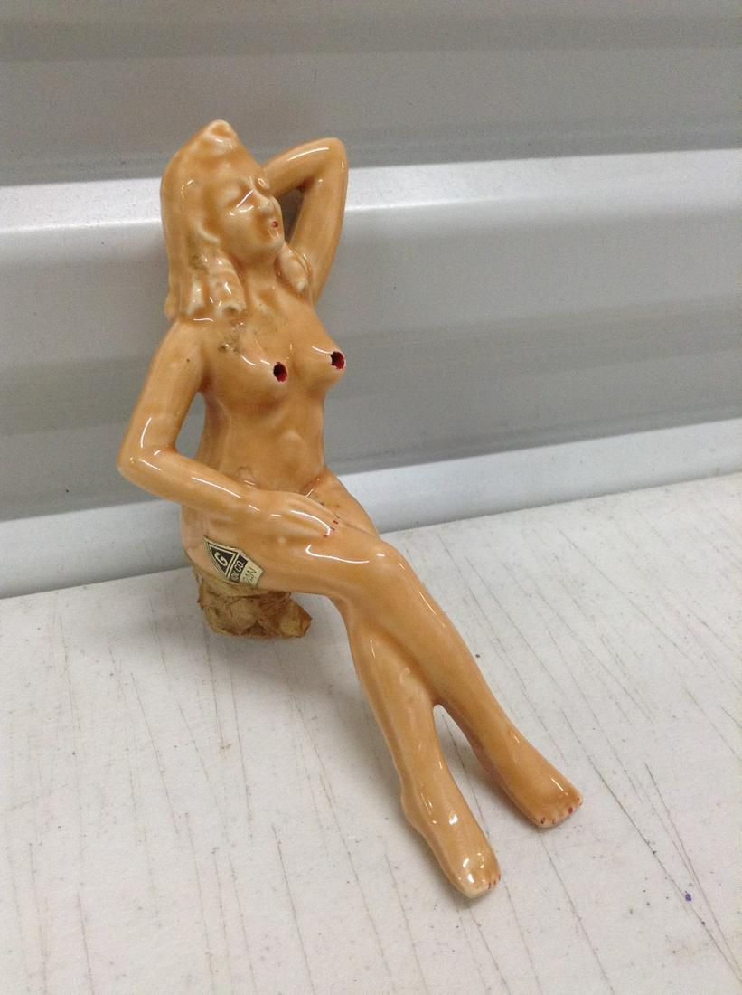 Nude Woman Bottle Topper: Nude Woman Bottle Topper