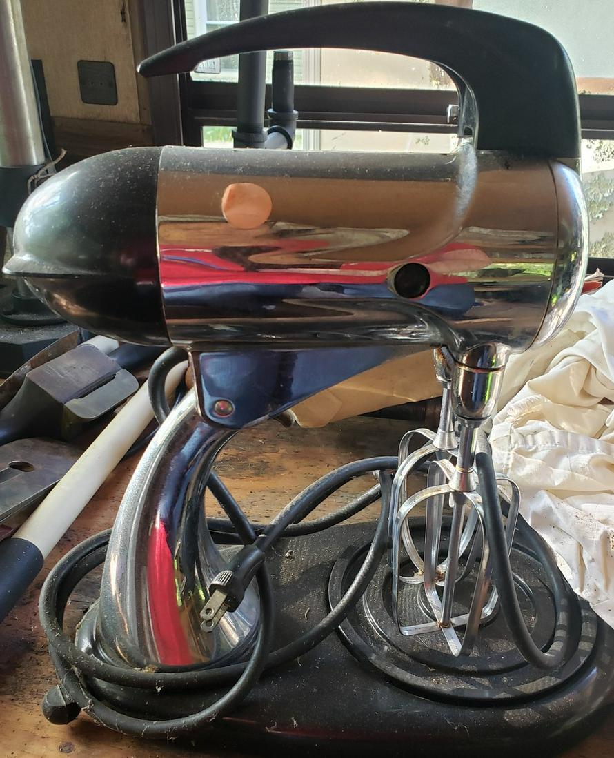 Vintage Sunbeam Mixmaster (1 of 1)