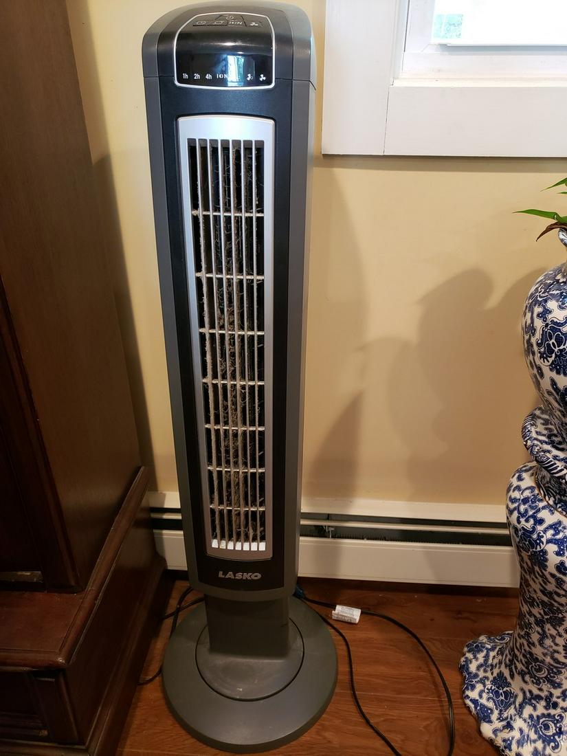 Lasko Ion Oscillating fan - works with remote (1 of 1)