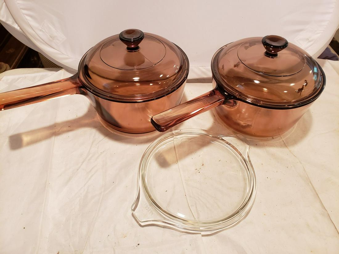 Lot of vintage Pyrex: Lot of vintage Pyrex