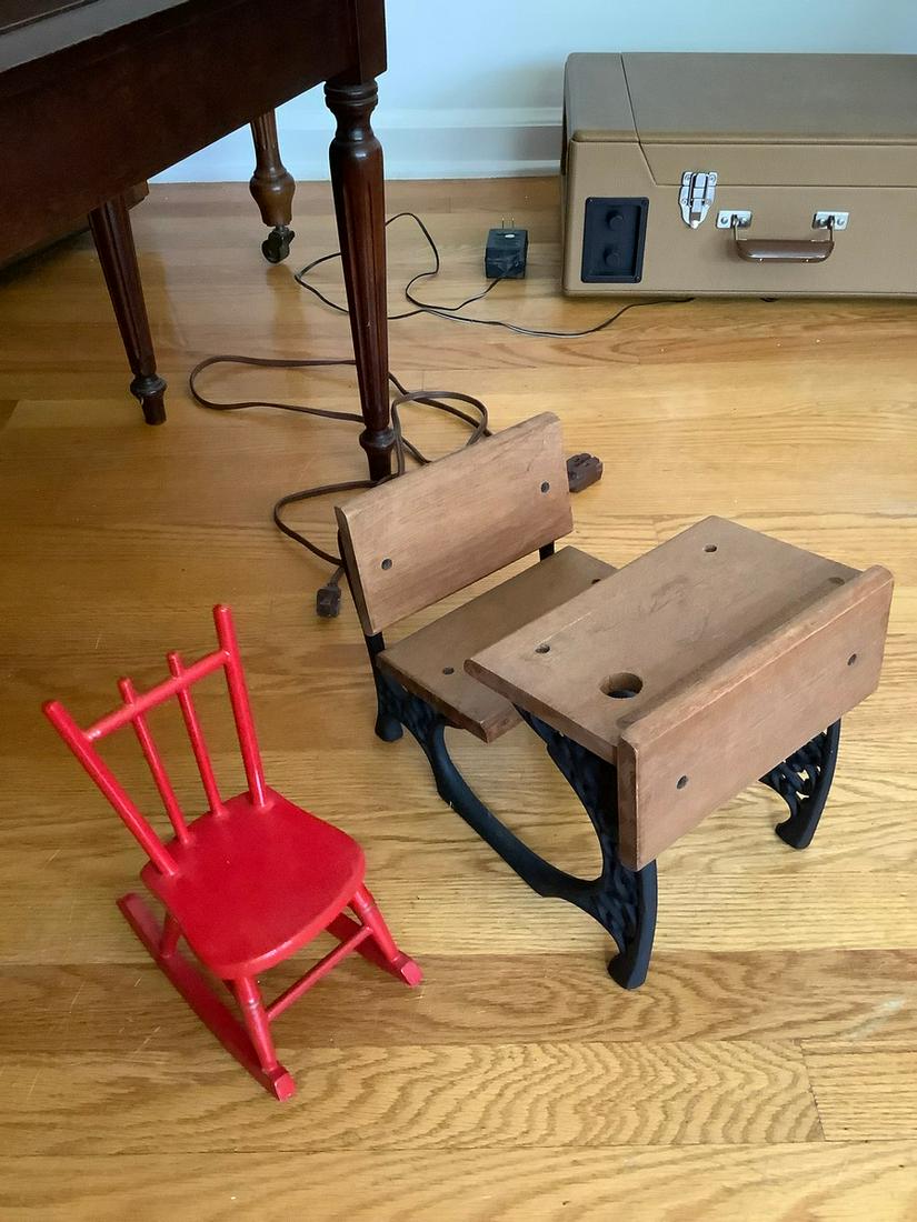 Metal and wood doll school desk and rocking chair: Metal and wood doll school desk and rocking chair