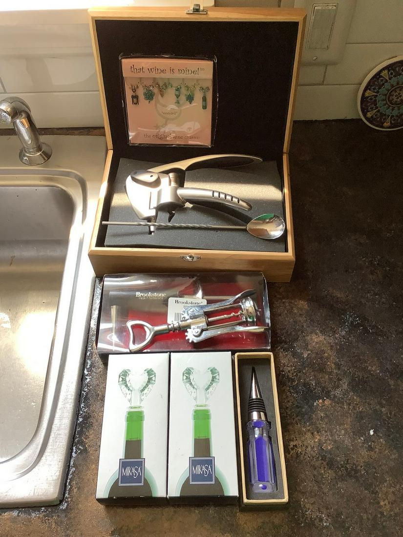Large lot of Wine Openers - Mikasa and others: Large lot of Wine Openers - Mikasa and others