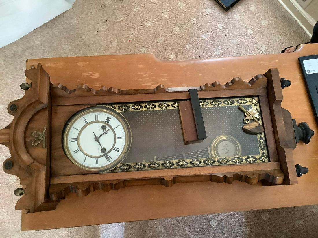 Early Wood Clock with Key - needs some wood repairs (1 of 1)