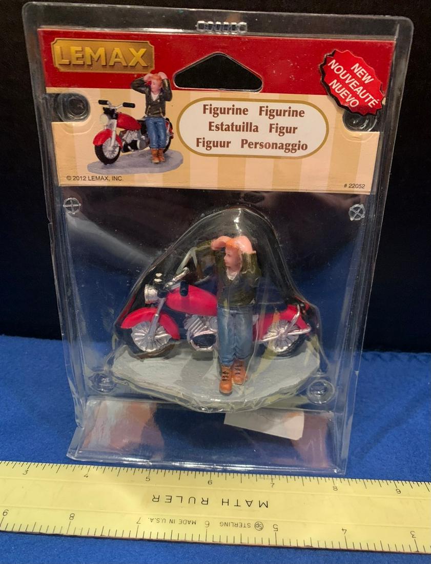 James Dean Figurine, Lemax #22052: James Dean Figurine, Lemax #22052