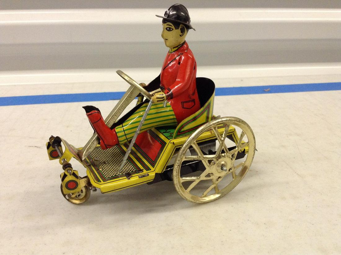 Vintage tin man car (1 of 1)